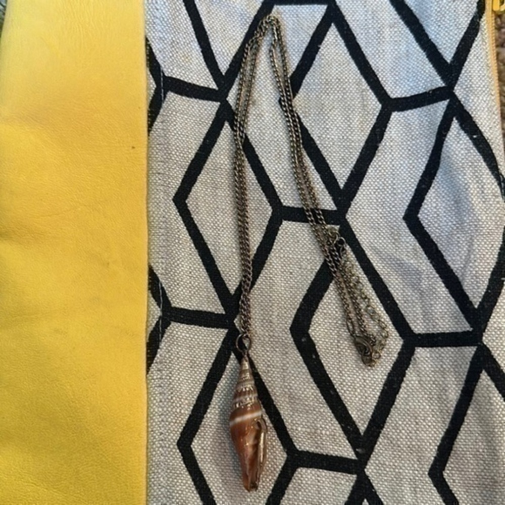 🔴Shell pendant necklace on king gold chain